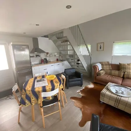 펜션 Aan De Vecht *