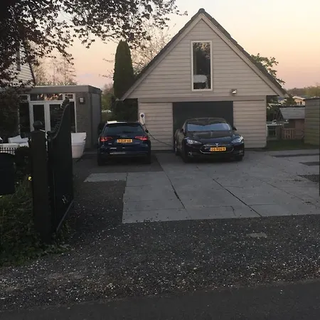 Aan De Vecht *